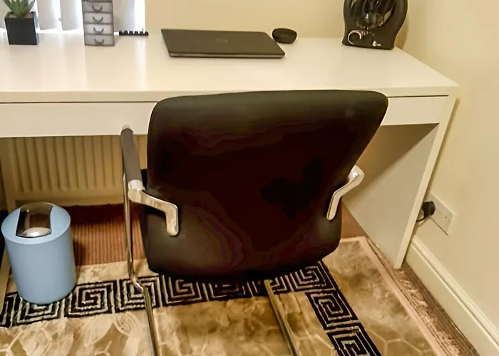 Urban Oasis Loft * 브래드퍼드